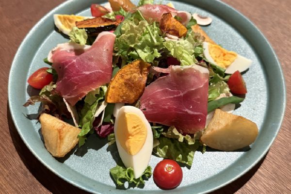 【PLATES】シェフズサラダの画像